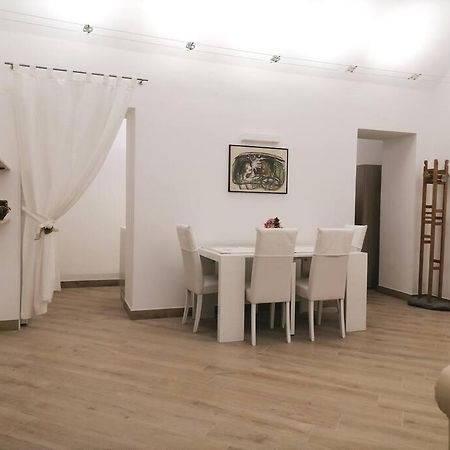 Molo 7 - Antesitum - Classic, Modern And Cozy Malgrate Bagian luar foto
